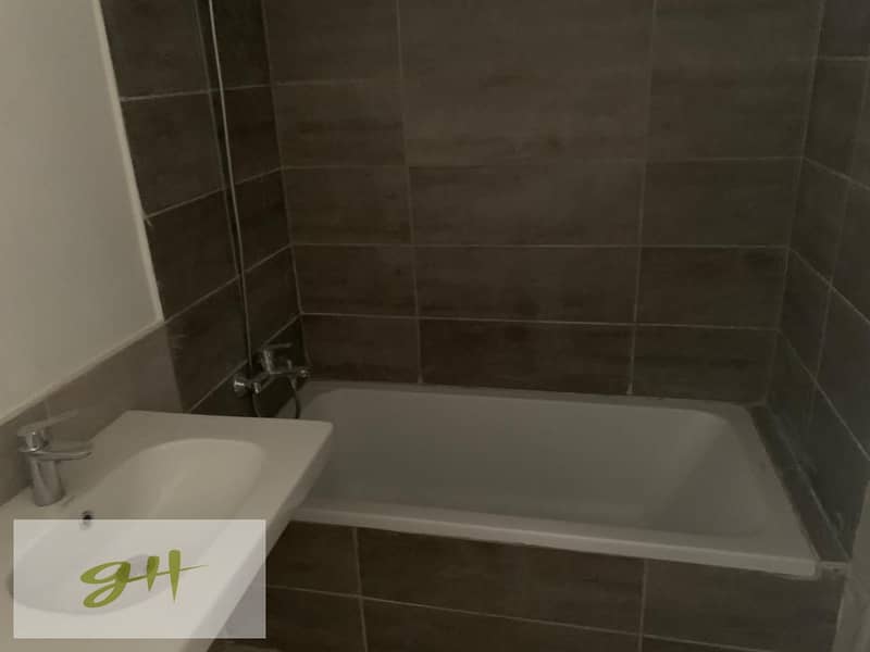 5 WhatsApp Image 2026-01-12 at 13.45. 27 (1). jpeg