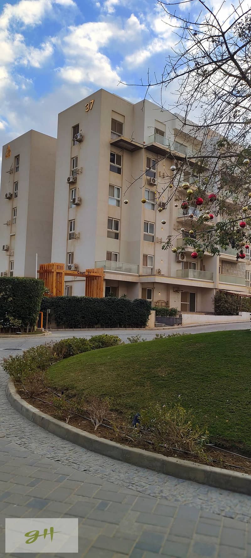 10 IMG_٢٠٢٥١٢٢٩_١٦١٢٢١. jpg