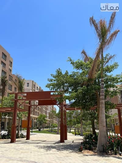 3 Bedroom Flat for Sale in Mostakbal City, Cairo - 25469551-4d59-433f-bf7f-efe7e4c8244a. jpg