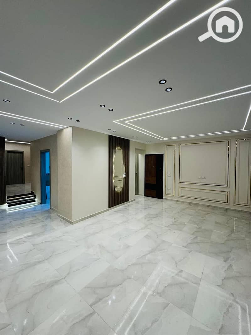 7 a57aa85b-d6e3-4557-9f61-cb05edd7ca76. jpg