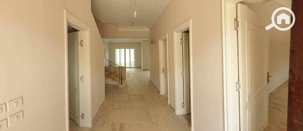 8 aeba2c78-dfea-4f55-bb9d-d3cdbff25897. jpg