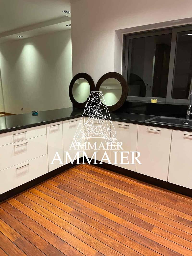 8 35aeb81e-6fc6-4b00-b88f-c2937ecbd73e. jpg