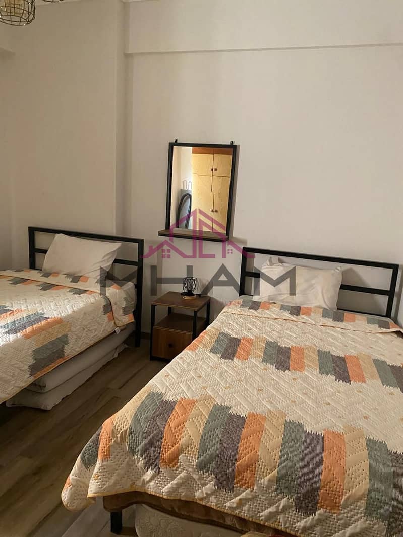 14 photo_5996580068655827940_y. jpg