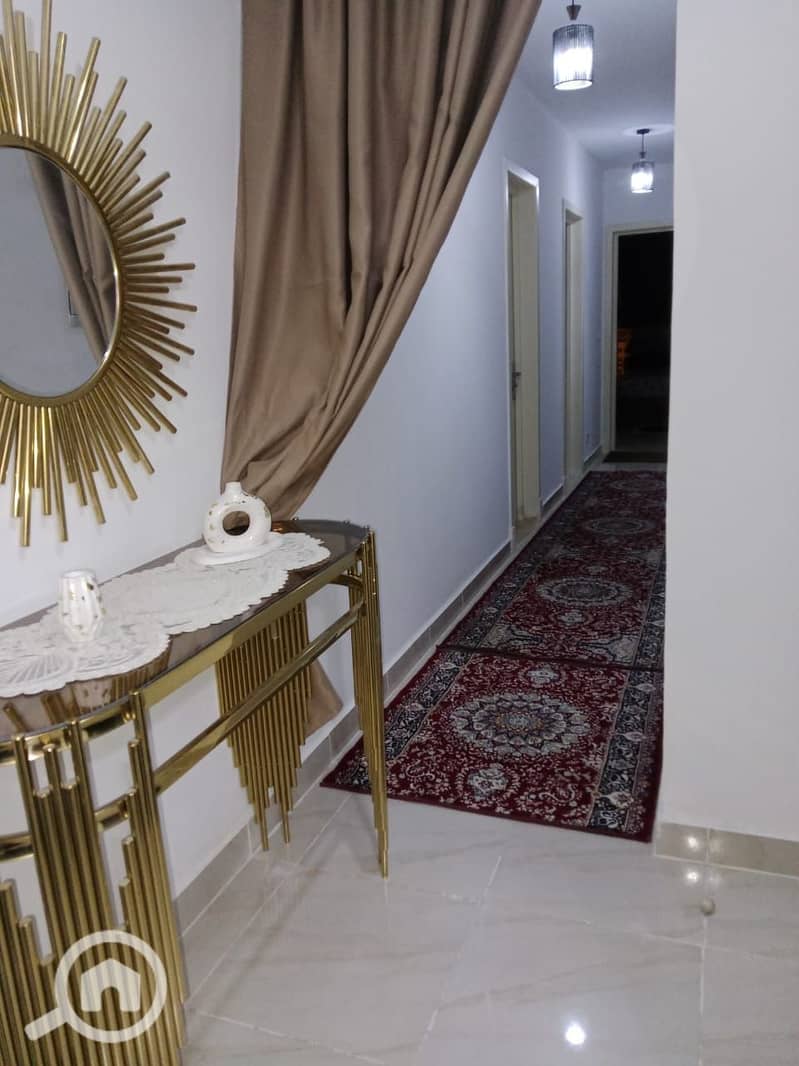 4 ed7b578c-535f-4648-b175-359aba9761dc. jpeg