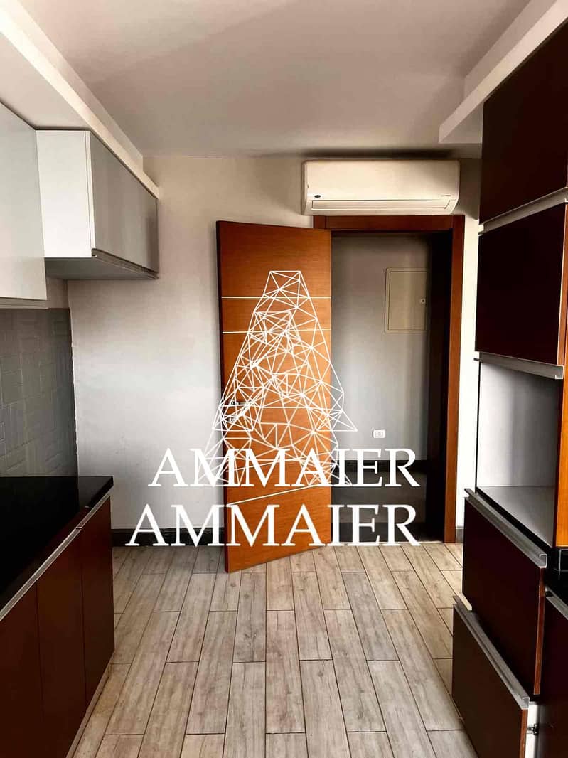 3 0f793d57-7c98-4d6a-bb77-068e9b3ac4b3. jpg