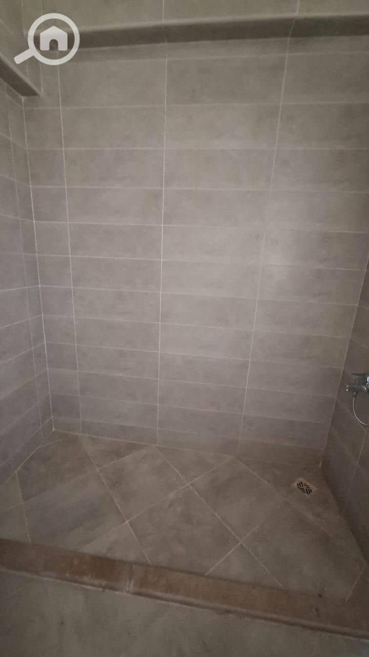 2 cc62d7f5-c1a4-45d6-99b8-93fc3c9b174e. jpg