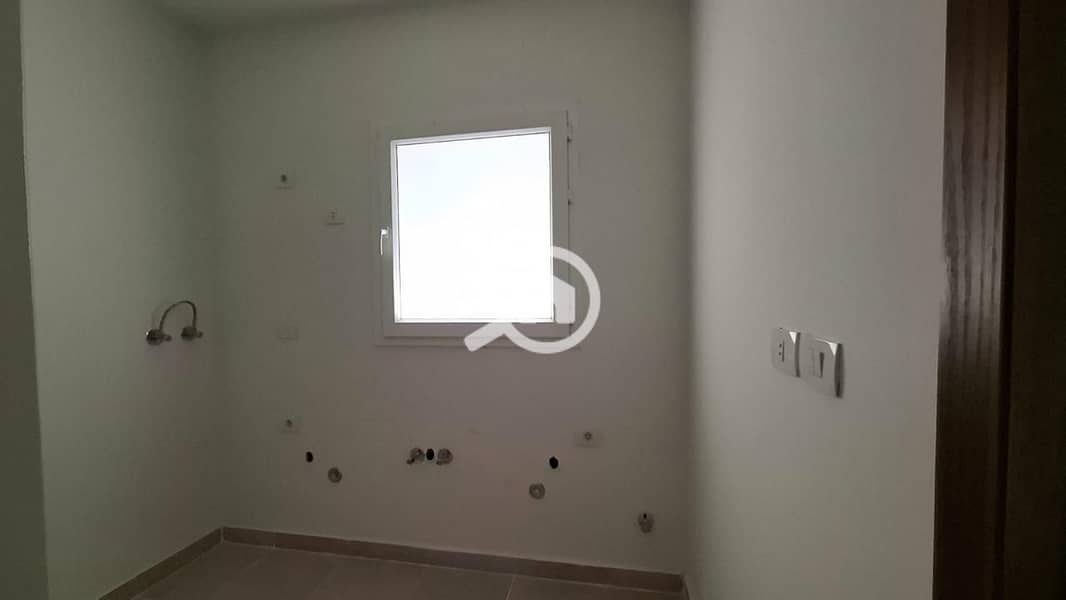 6 50dd1afb-c6d9-4d90-bbb7-b90500c78011. jpg