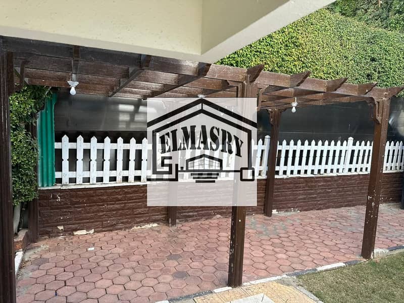 7 4e428035-1d9f-4586-8010-8ea80c02b925. jpg