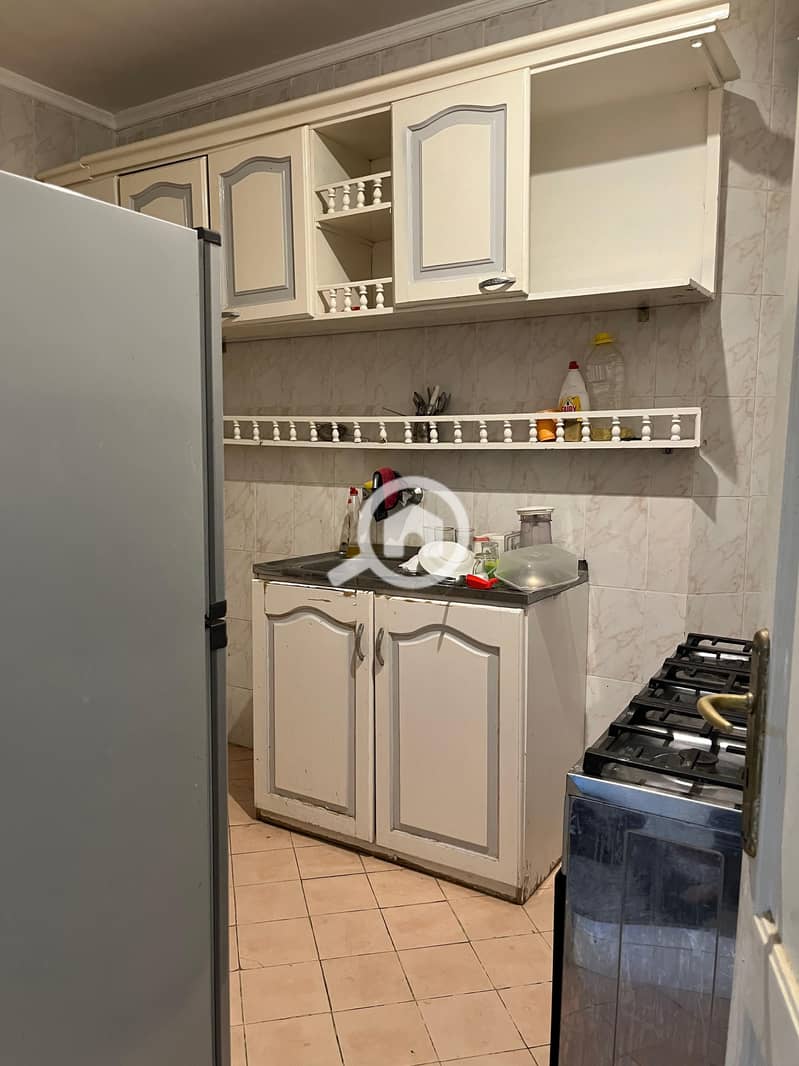 9 dbe5aea2-1661-4951-aa4e-bd420861d318. jpeg