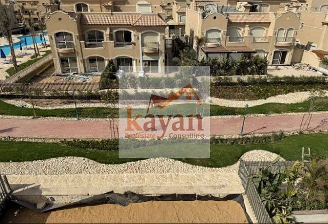 13 الباتيو 66666. PNG