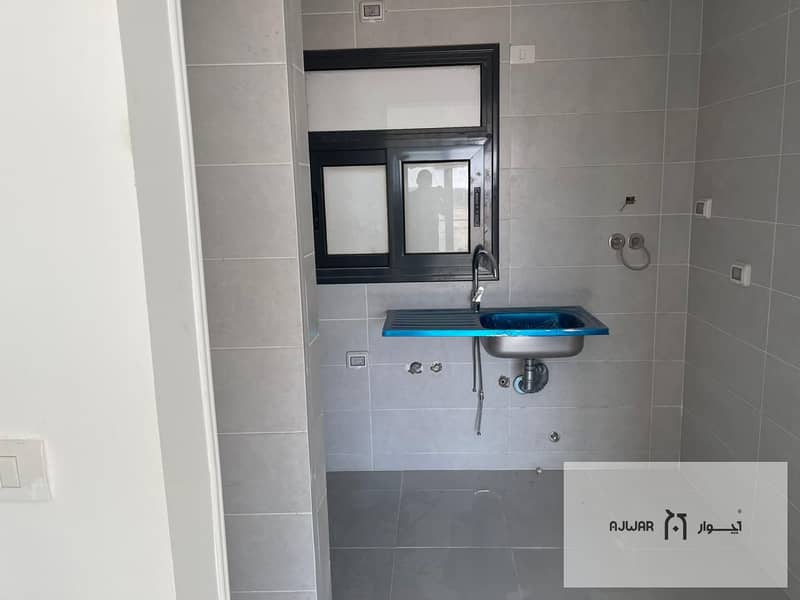 4 WhatsApp Image 2026-01-15 at 11.49. 47 AM (2). jpeg