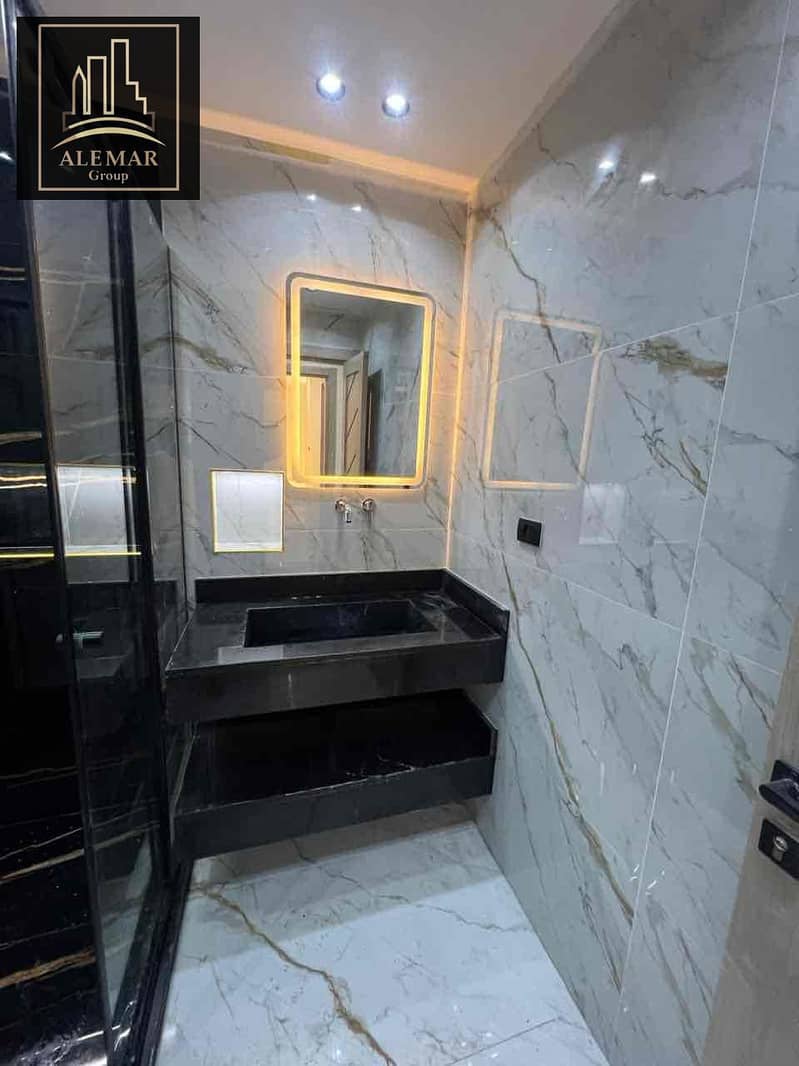 16 f58b75ec-4f15-4e05-901a-2dcbe32fb19a. jpg