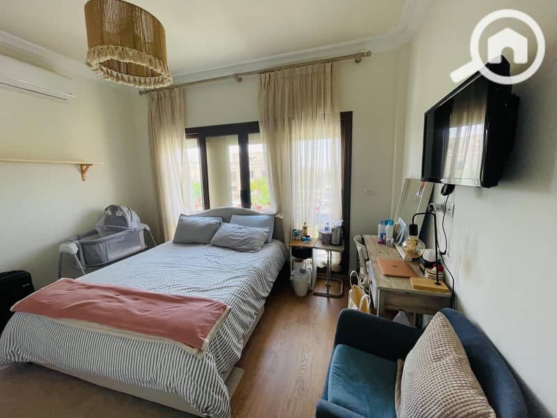 6 493595294_122263218338228254_1327594866620633870_n. jpg