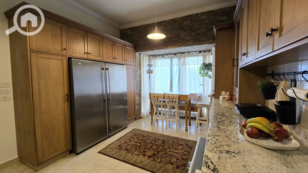 7 494051491_122263218026228254_718109495171650316_n. jpg