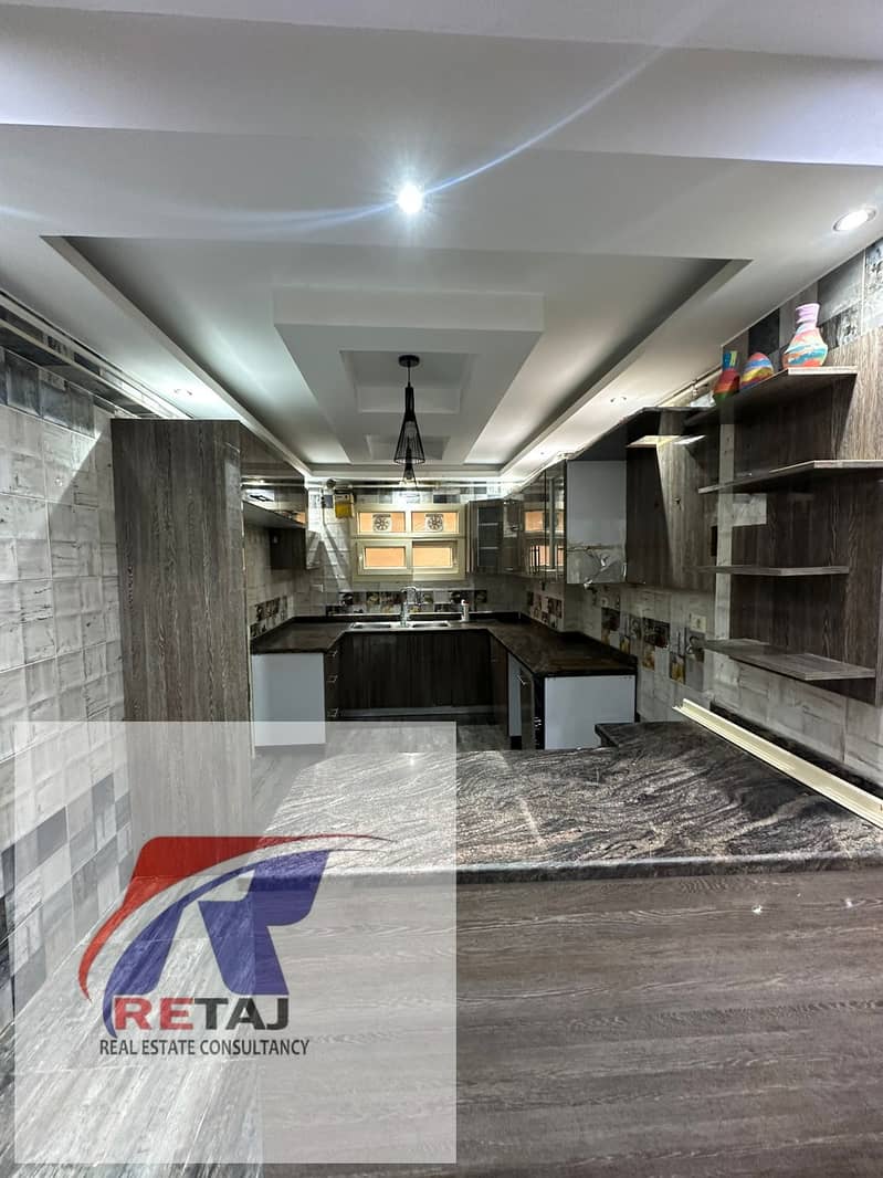 4 24788b3f-9eef-434b-9cf3-d4e3d27617c9. jpg