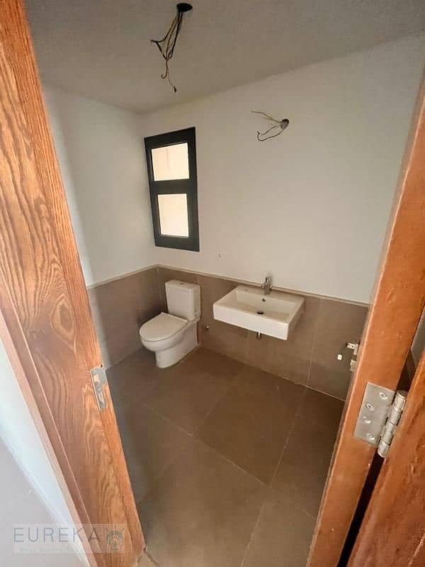 9 original-EE1EC906-A7B2-45A0-80A8-2F3E483FB1F0. jpg