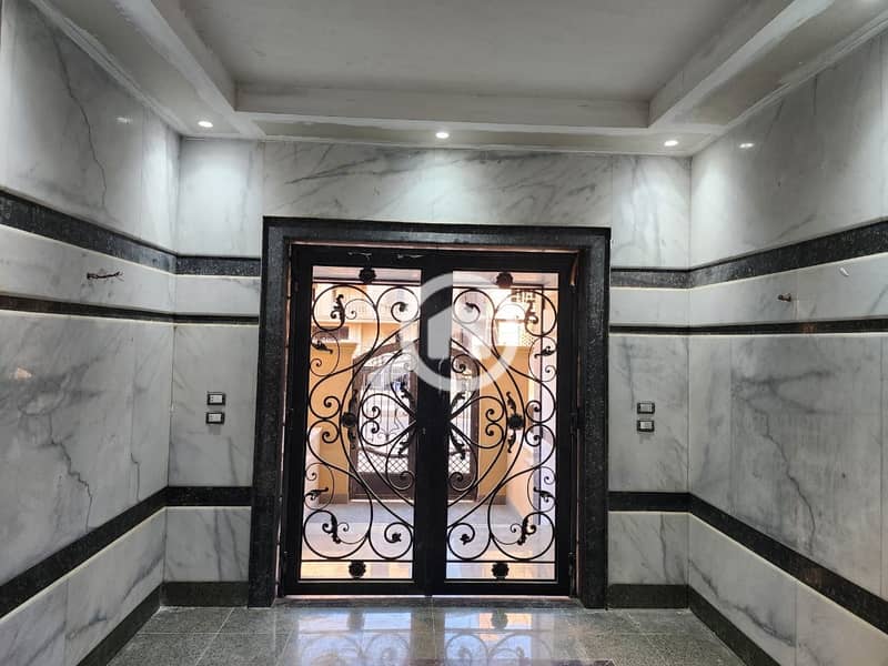 6 e8b99360-4f06-48cd-a3cd-cc0bad9d9fd4. jpeg