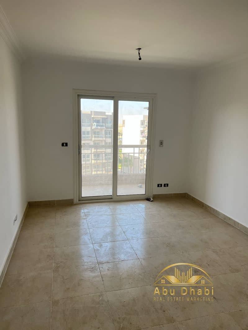 4 67d8332d-6e85-421c-9c30-119f0b05e6a7. jpg