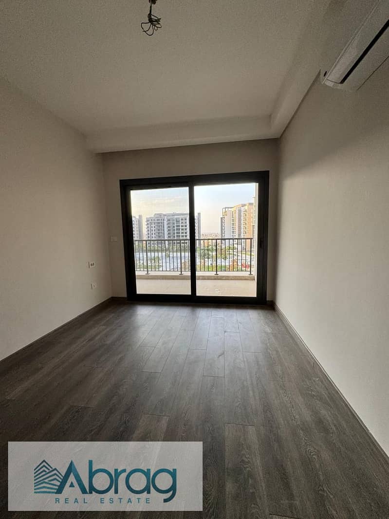 5 WhatsApp Image 2026-01-12 at 11.39. 00 PM (5). jpeg