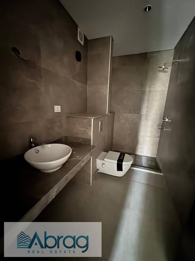 7 WhatsApp Image 2026-01-12 at 11.39. 00 PM (1). jpeg