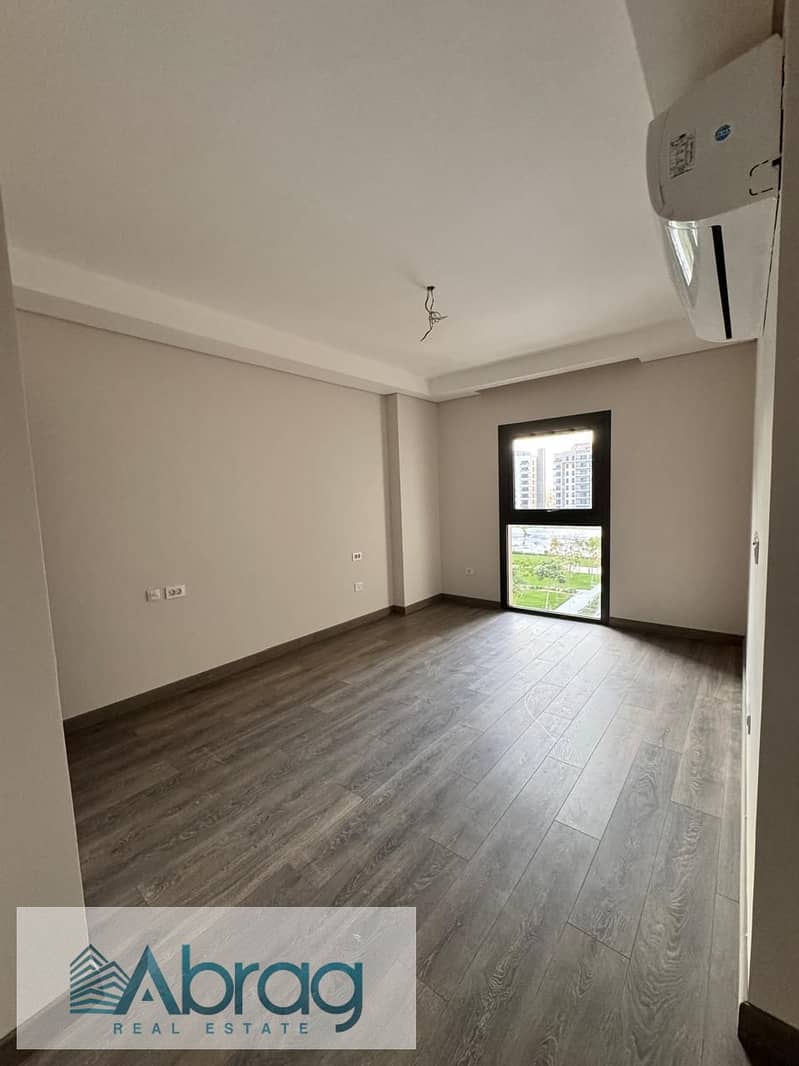 8 WhatsApp Image 2026-01-12 at 11.39. 00 PM. jpeg