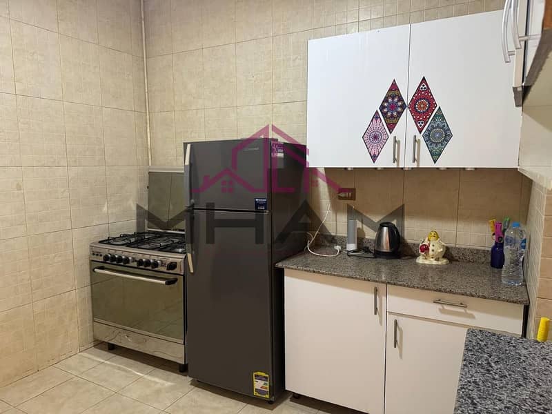 3 photo_5998831868469513085_y. jpg