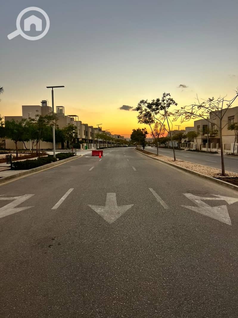 10 WhatsApp Image 2026-01-11 at 11.05. 38 (2). jpeg