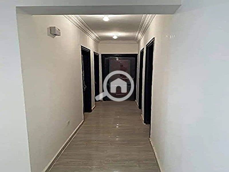 10 WhatsApp Image 2025-03-10 at 12.37. 16 PM (2)_800x600. jpg