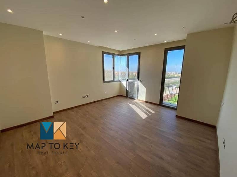 3 73bd1733-5f5a-4b27-b92d-674c9b69fd1b. jpg