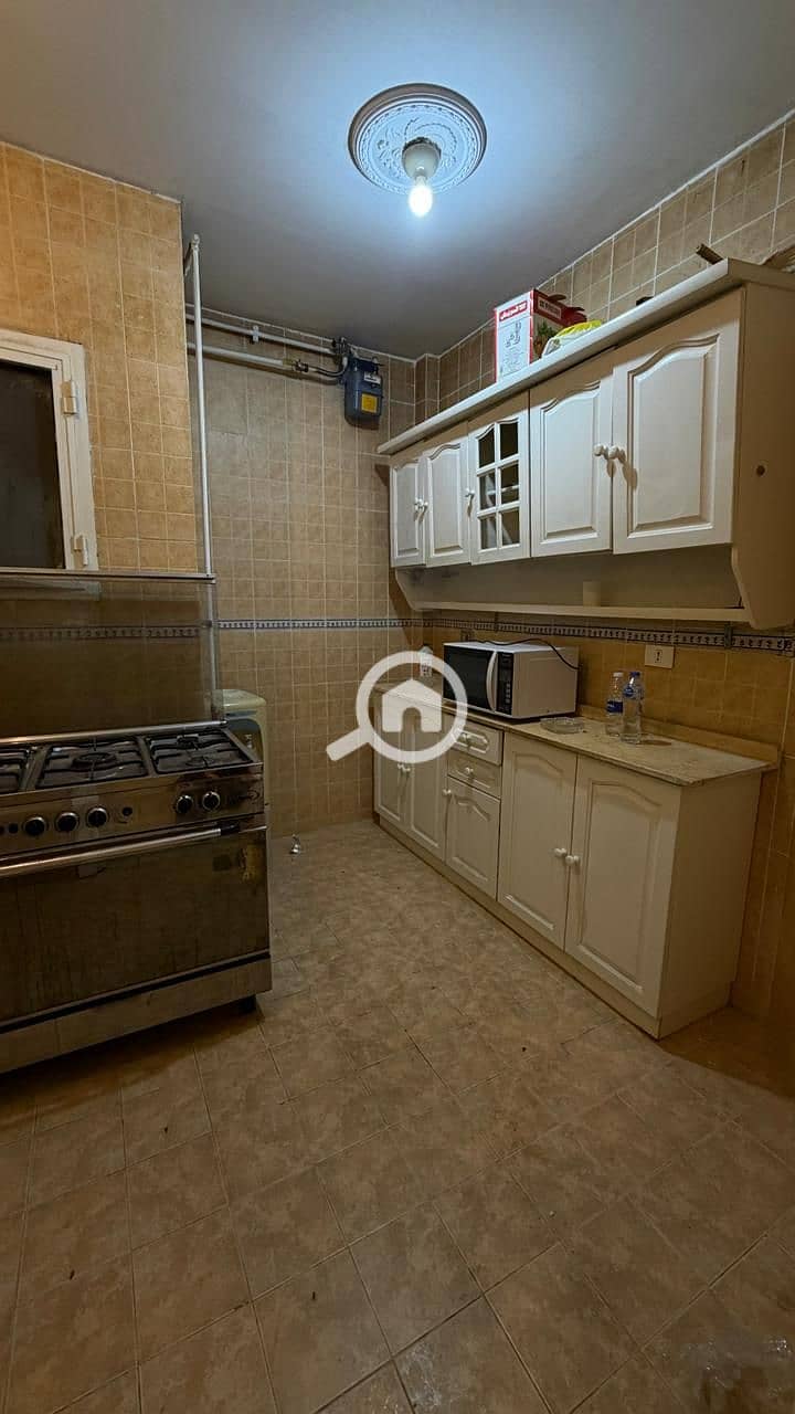 6 8e54ea5d-1f41-4ea9-a614-4e6ffd05fdc5. jpeg