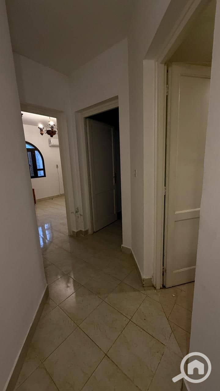 9 a4e483bd-317b-46da-987c-b5bdd8b9e0e2. jpeg