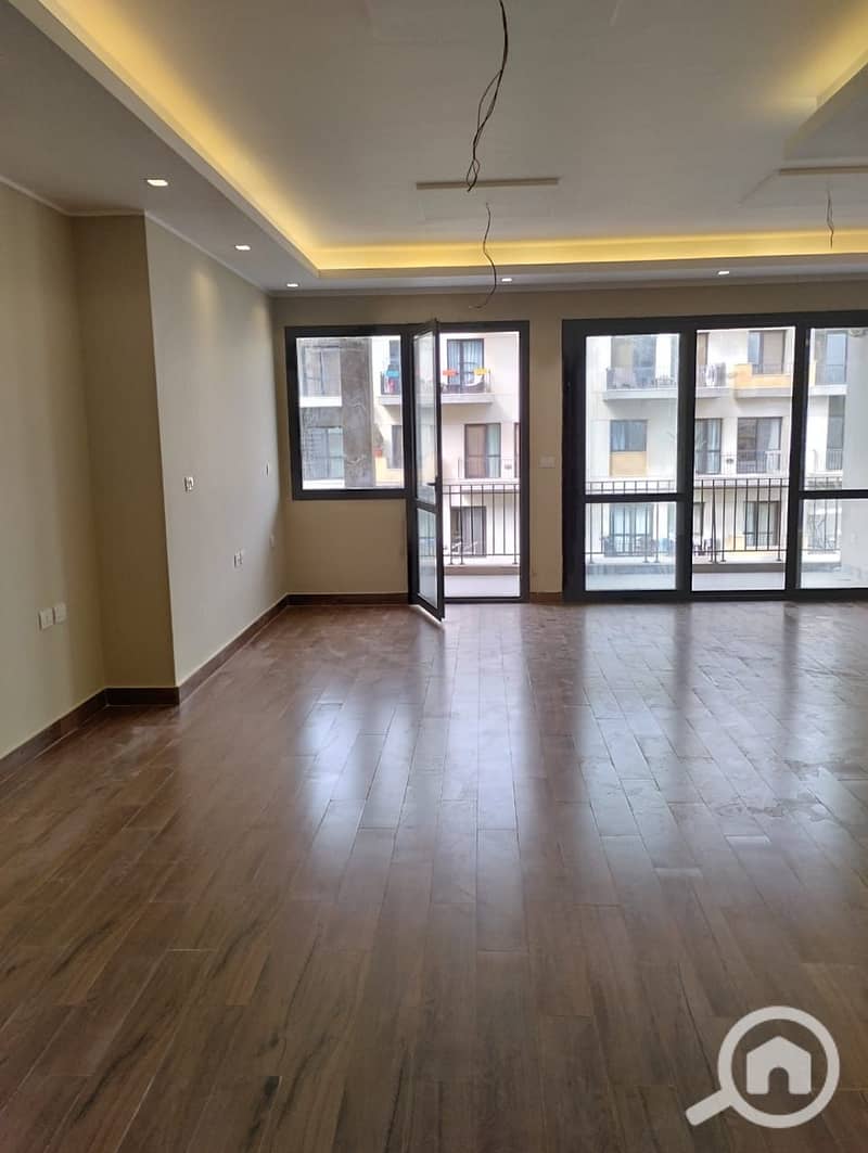 5 abfdfa59-7834-4c9f-93e1-8c46b44e1dae. jpg