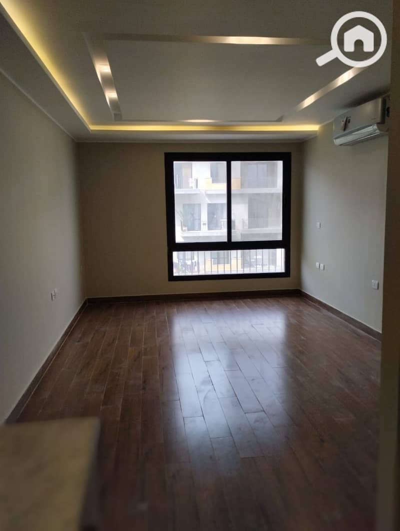 6 4c68848f-6f72-4b29-8929-942ff448e7fa. jpg