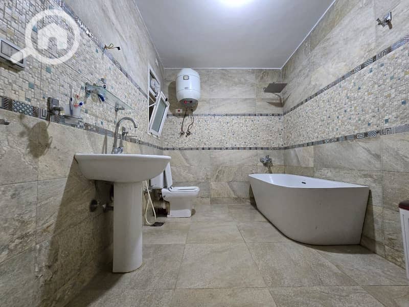 3 88fba067-d46e-4e54-b28b-b7a63c9b01ca. jpeg