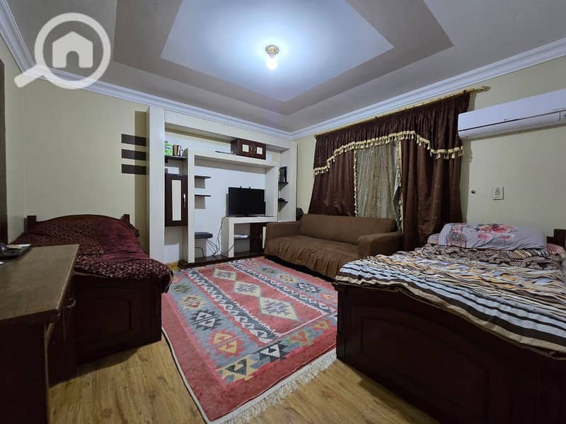 12 e77e1105-7612-4e27-b752-6a7dadcb2149. jpeg