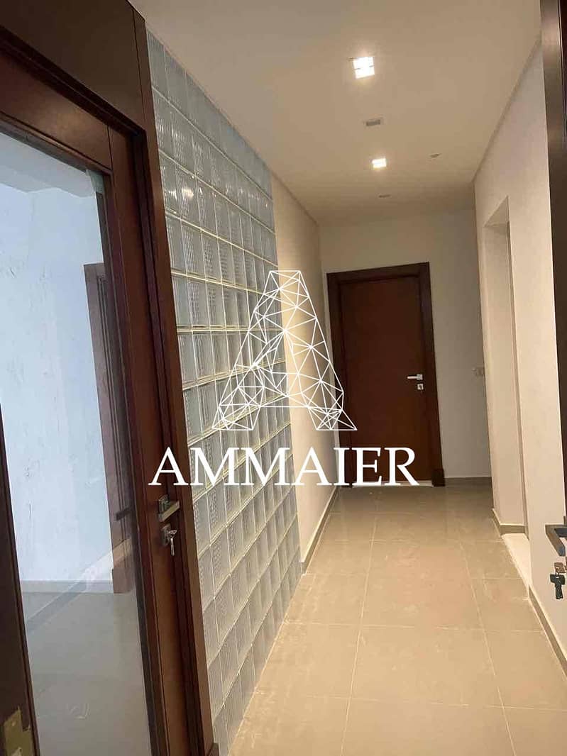 27 70aa2a80-f366-441f-b3ae-758db8c58a5a. jpg