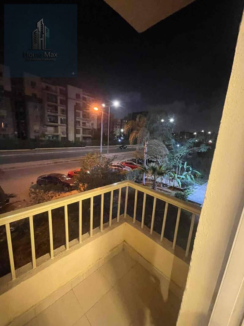 4 3f8a2e4f-1c23-487e-8f4e-a55db9b9b4bf. jpg