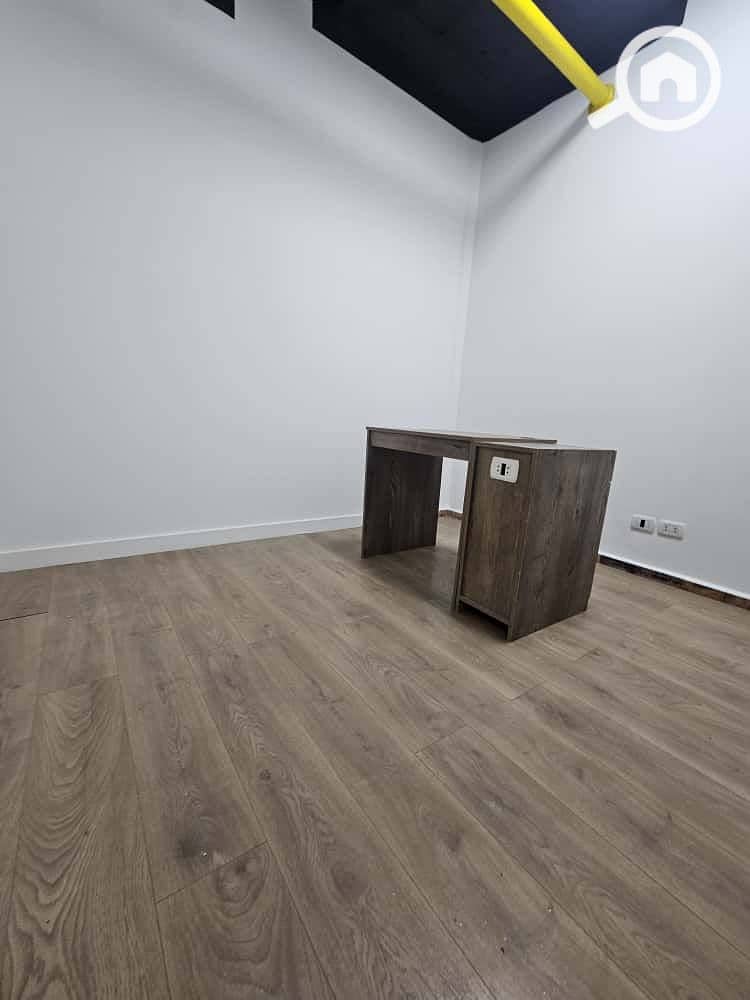 5 fee4caf2-40ad-43d4-9812-1c9f45b34ecb. jpg