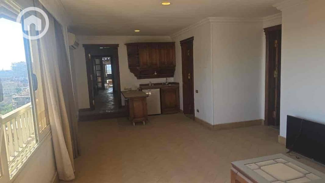 7 b3cee597-bdeb-431b-809d-59bba29779b4. jpg