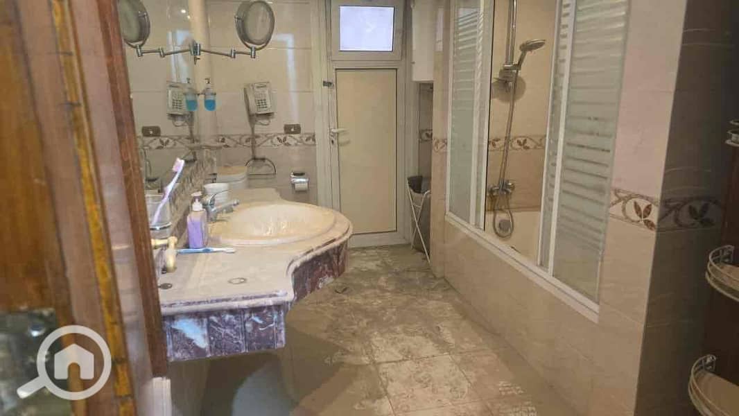 8 c166b964-4499-419d-b97c-70bf84e7d3dd. jpg