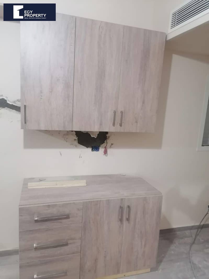 21 _files_4e60fa8c-c968-469a-a469-22026a70a7f5. jpeg