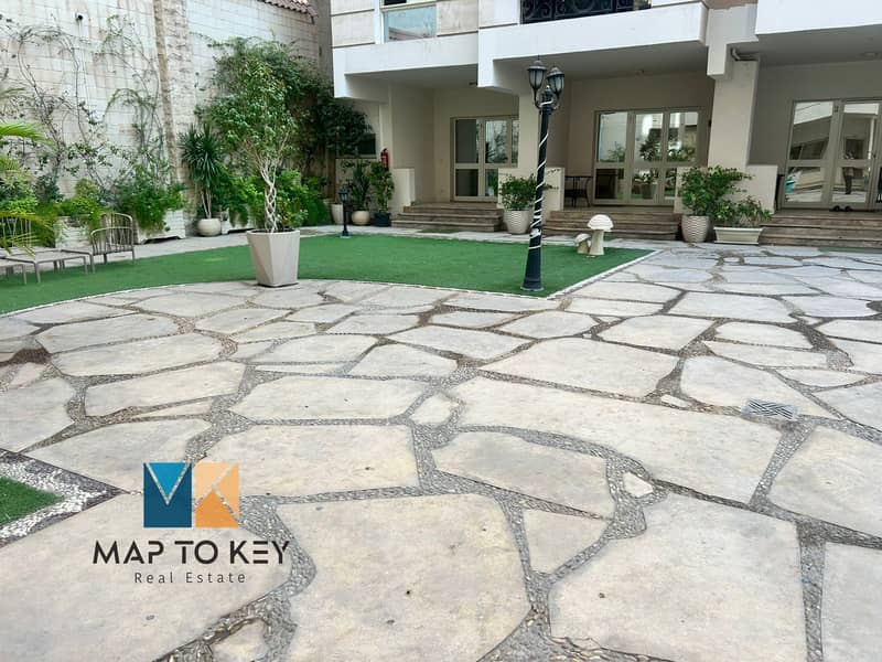 11 4ead295c-0e96-4220-b94d-342fd1603fdc. jpg