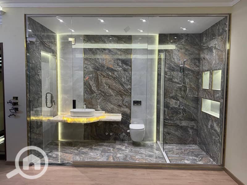 8 1d30fdf0-40c3-4e2d-b4f2-0a313af0b490. jpg