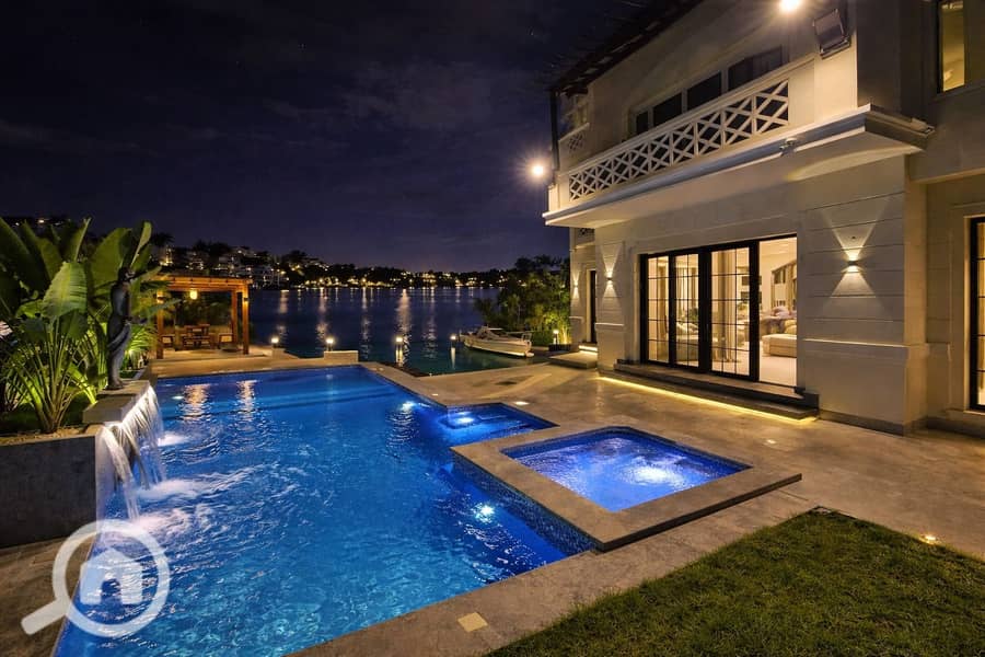 2 9c4865f4-a1dc-4b08-ad4a-70834204e4ba. jpg