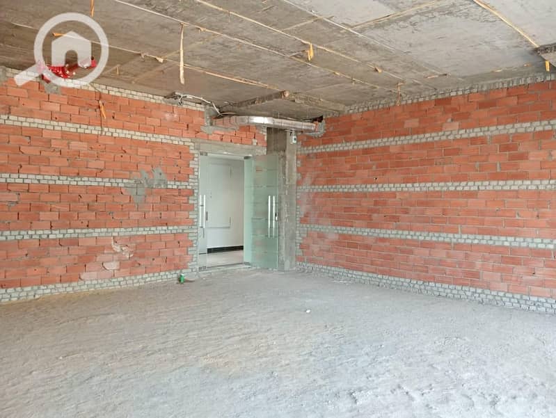 4 e9d81d9b-3741-4966-9489-675efbf0cb3d. jpg