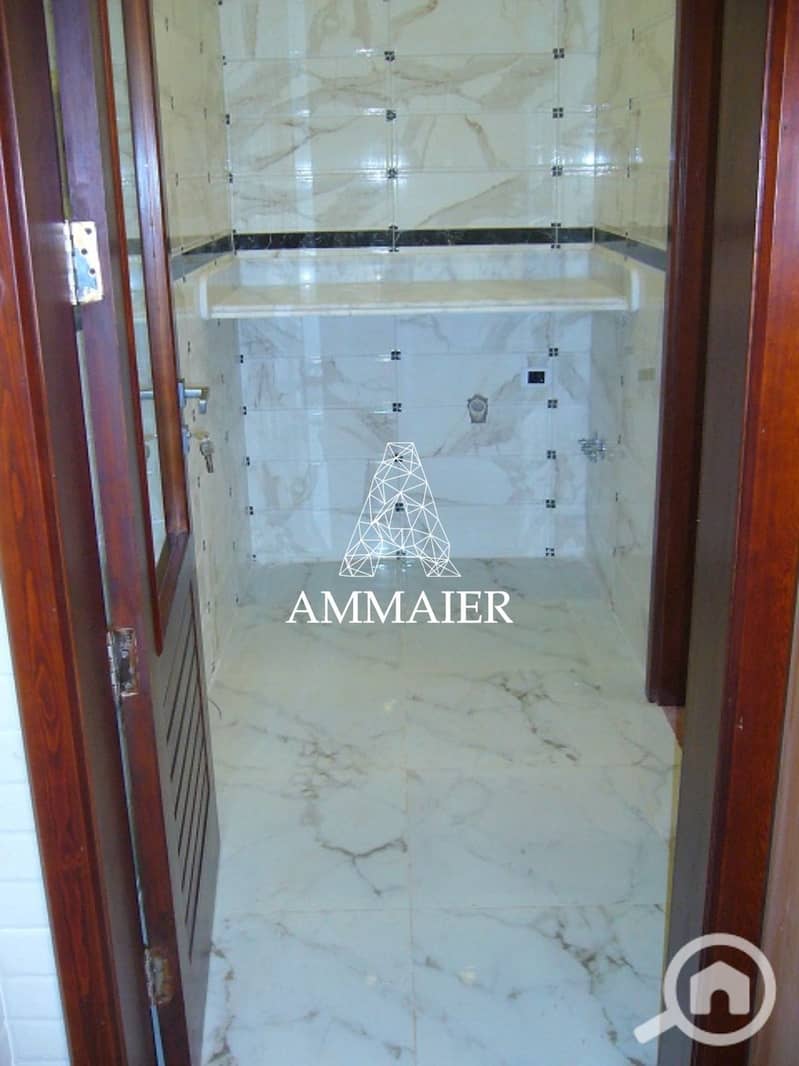 10 31a06c01-1f85-4b41-b497-2909b0b377fe. jpg