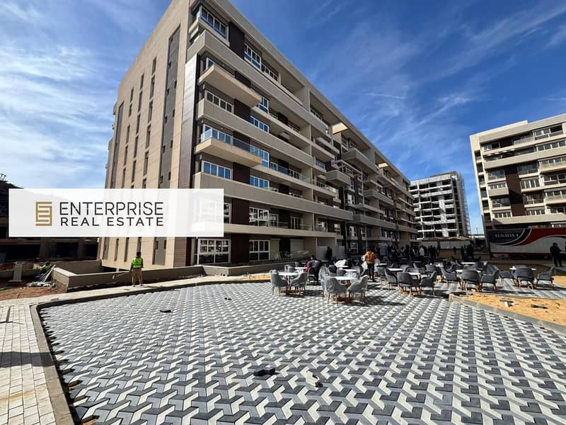 2 573c3058-1b0a-4195-b25b-c7bc34da2c9d. jpg