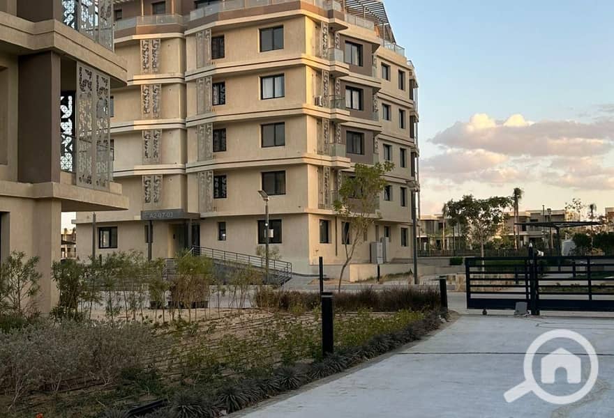 3 7748887-cc96bo. jpg