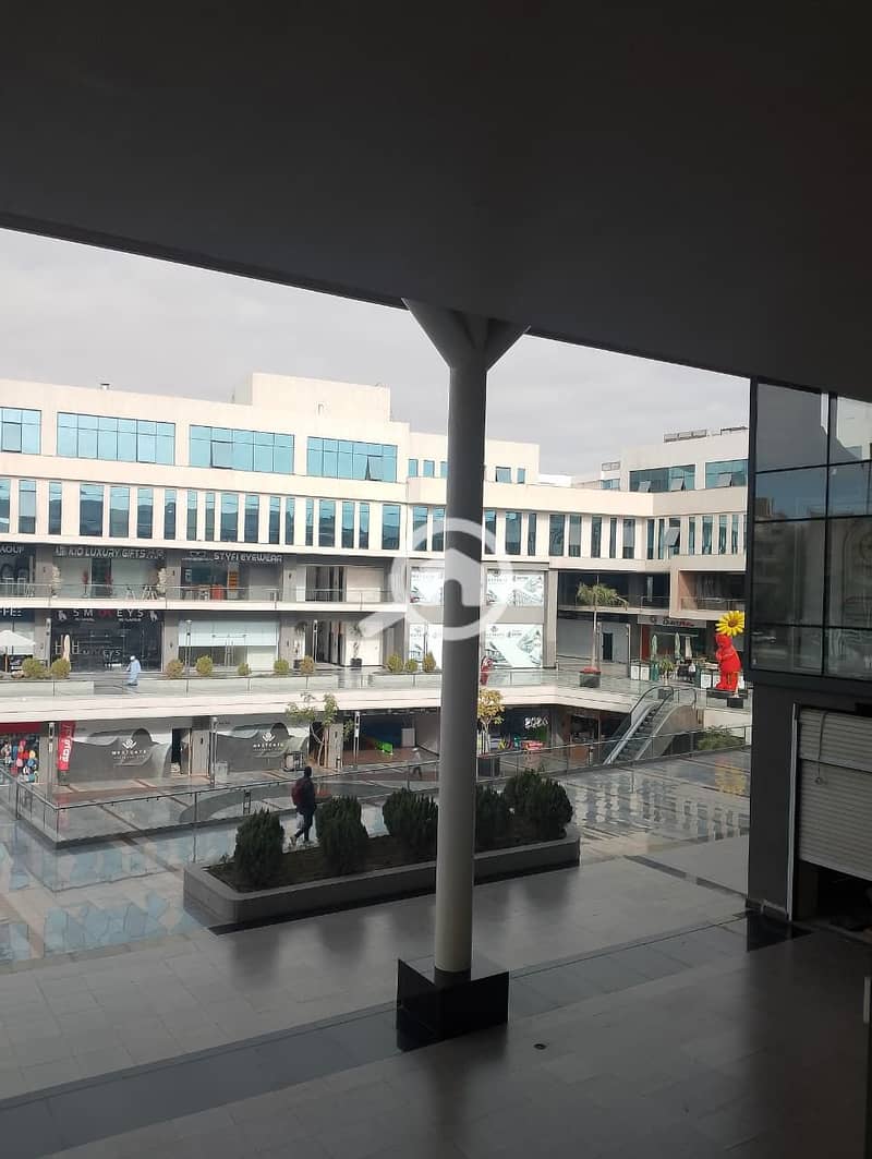 2 0a60838e-a710-426a-b69e-f9db652099fa. jpg