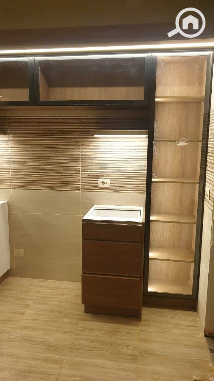 2 3de0f219-a0e4-441e-9fb9-ac0d3cceaa1e. jpg